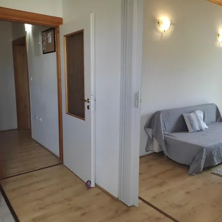 Apartment Arba 1 With Heated Pool