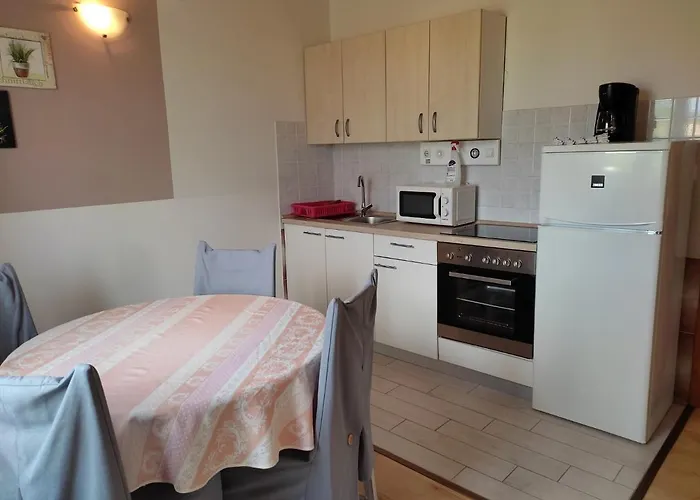 Διαμέρισμα Arba 1 With Heated Pool