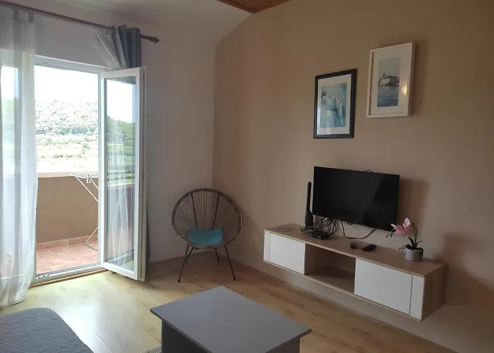 Arba 1 With Heated Pool * Rab Town